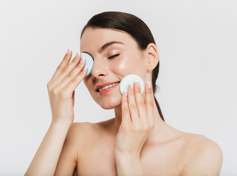 Sản phẩm phục hồi da nhiễm corticoid