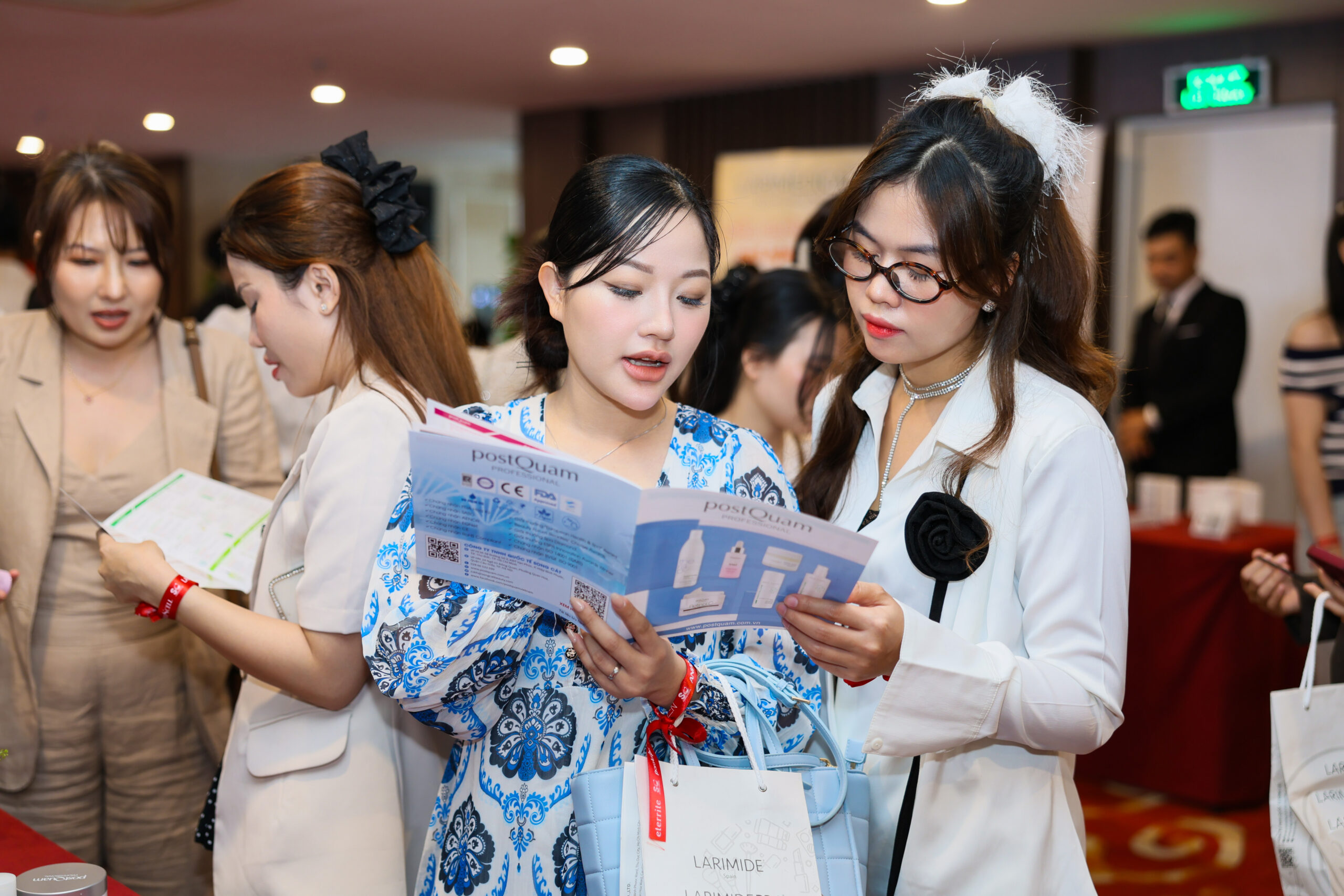 POSTQUAM ĐỒNG HÀNH CÙNG WORKSHOP PEEL X MESO TẠI TP.ĐÀ NẴNG 7 workshop CẬP NHẬT XU HƯỚNG ĐIỀU TRỊ TĂNG SẮC TỐ 2025 - ỨNG DỤNG LINH HOẠT VỚI PEEL VÀ MESO - postquam