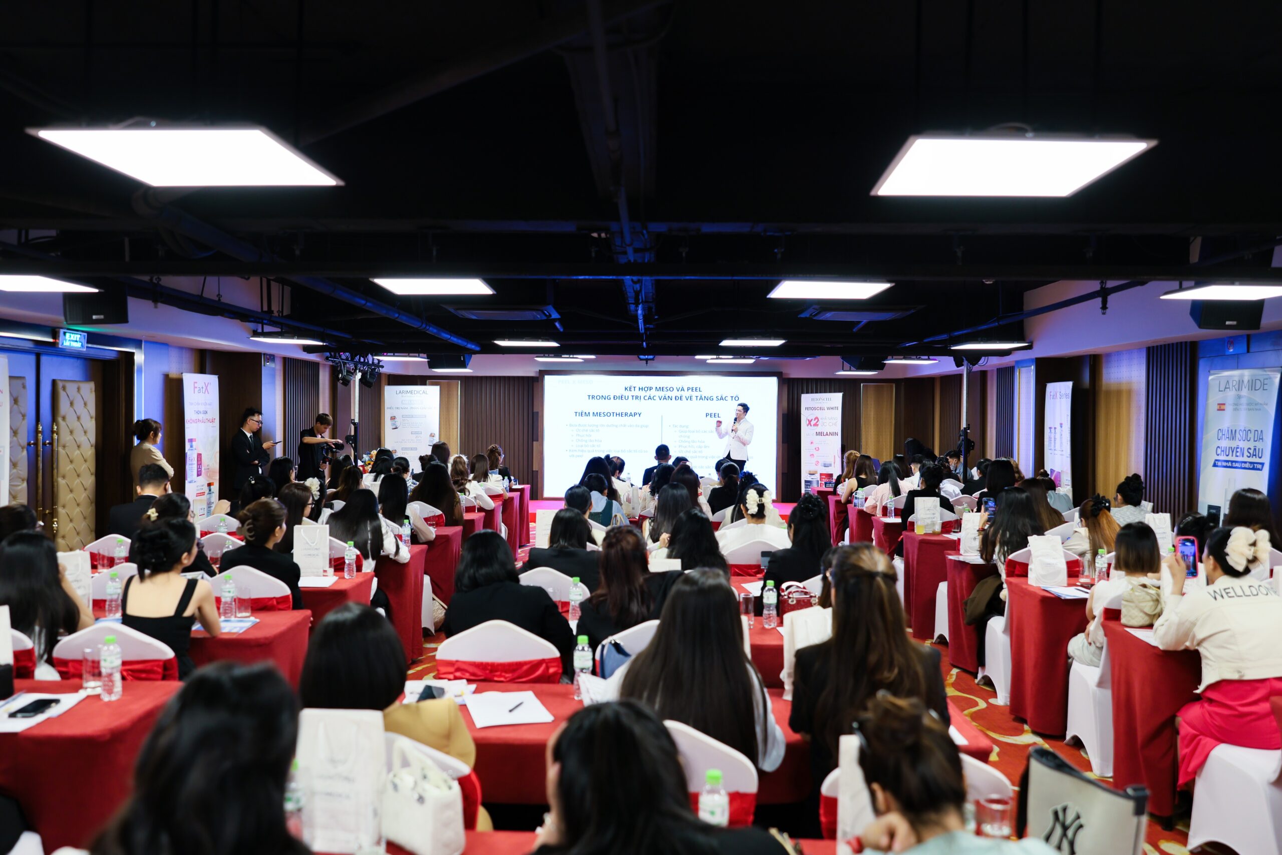 workshop CẬP NHẬT XU HƯỚNG ĐIỀU TRỊ TĂNG SẮC TỐ 2025 - ỨNG DỤNG LINH HOẠT VỚI PEEL VÀ MESO - postquam